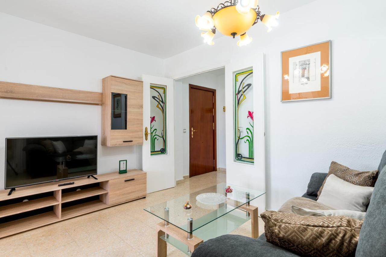 Piso 3 Dormitorios Hl Gines A 10" De Sevilla, A 20" Del Aeropuerto De Sevilla מראה חיצוני תמונה